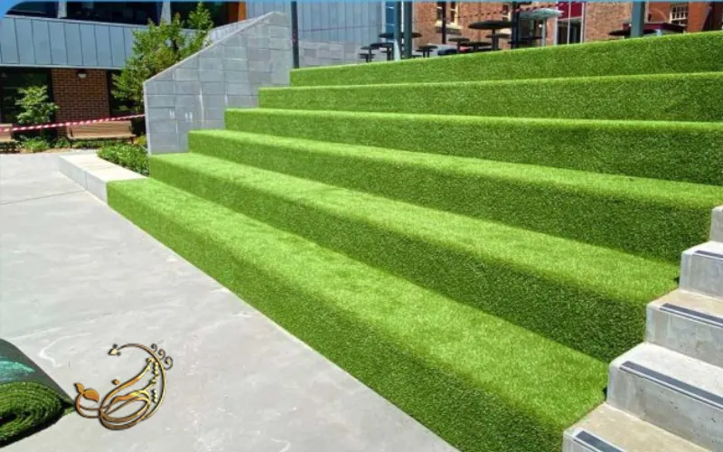 بهترین چمن مصنوعی برای پله و راه پله