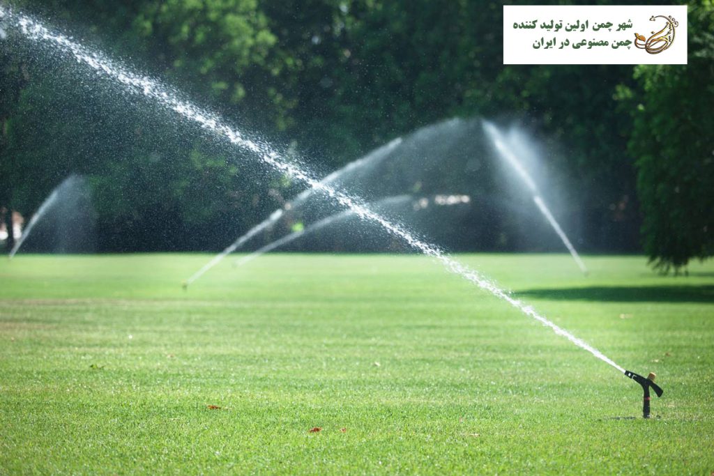 بهترین روش آبیاری چمن مصنوعی استادیوم